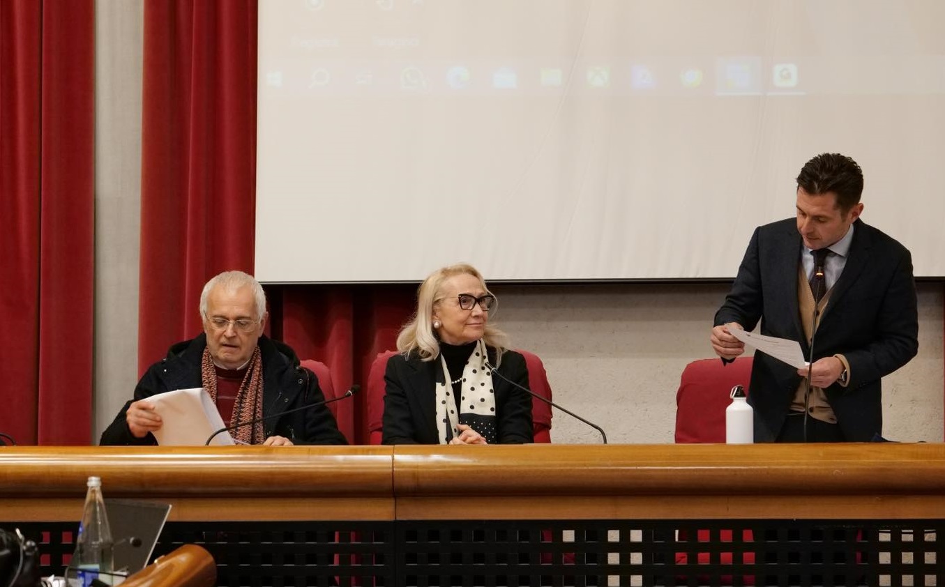 Ascoli Piceno - Cittadinanza onoraria a Russell Crowe, c’è l’ok del consiglio comunale